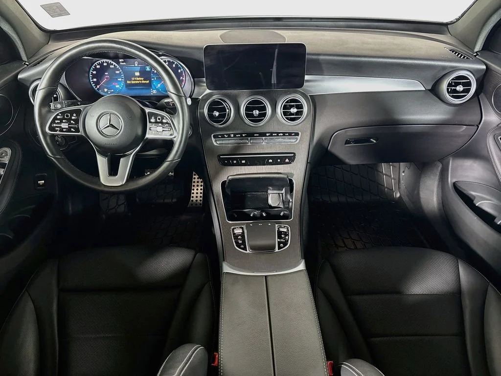 Used 2022 White Mercedes-Benz GLC 300 image 12