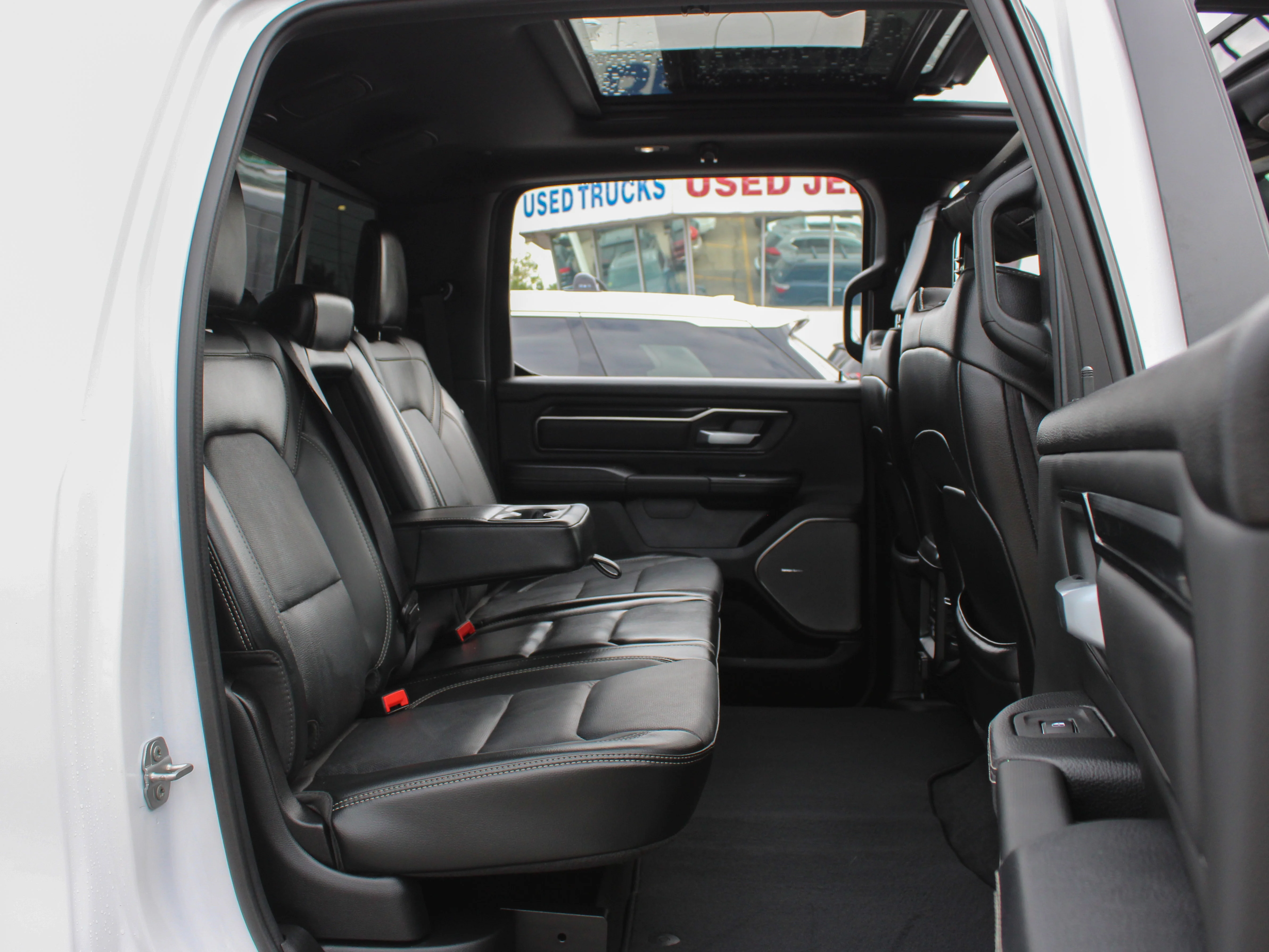 Used 2025 White RAM Sport* | Heated/Ventilated Front Seats | Heated Rear Seats | Panoramic Sunroof | image 20