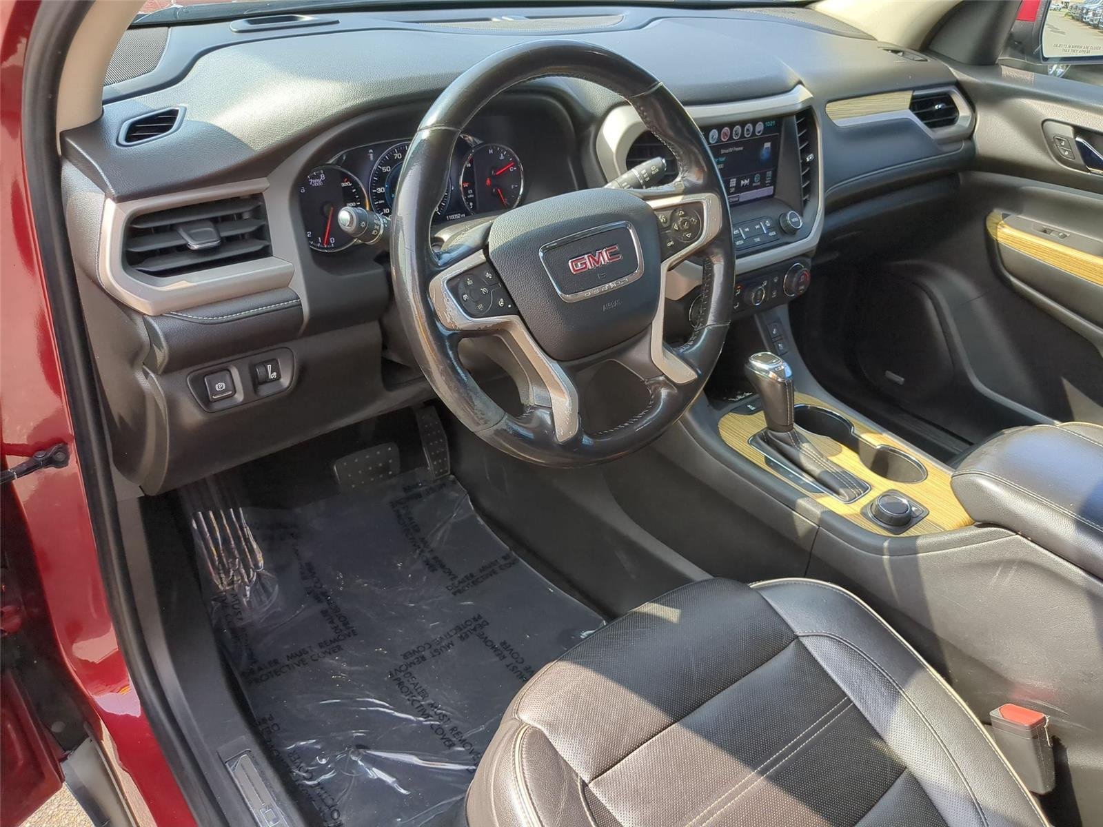 Used 2019 Red Quartz Tintcoat GMC Denali image 16