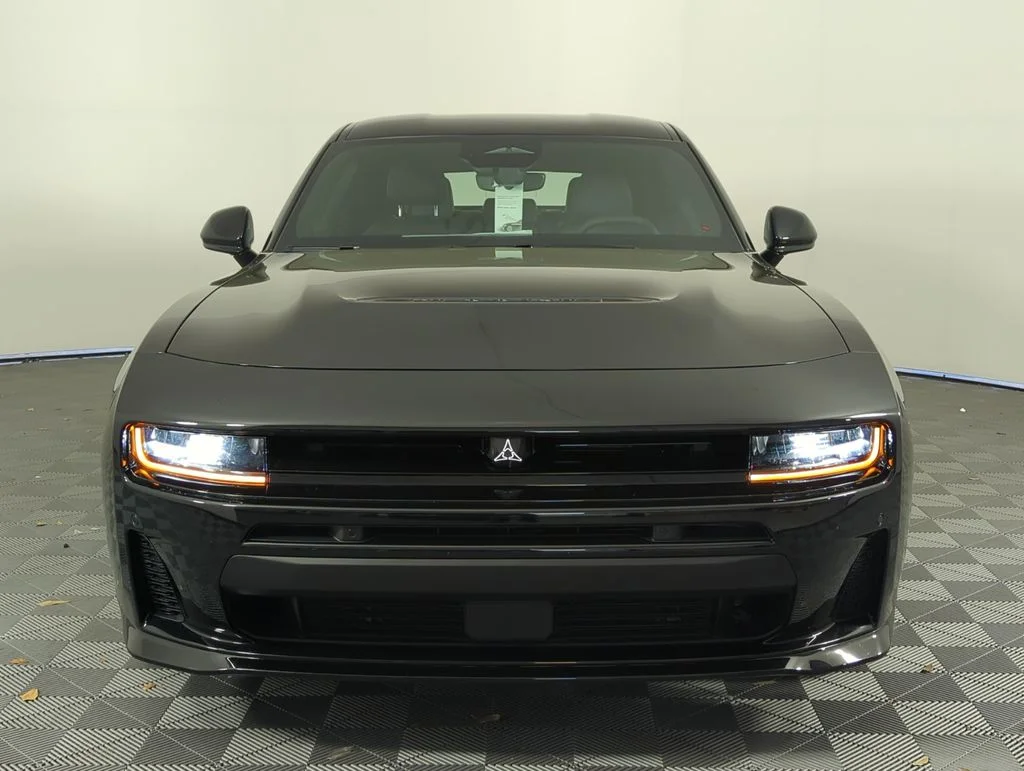 New 2026 Diamond Black Crystal Pearlcoat Dodge R/T image 10