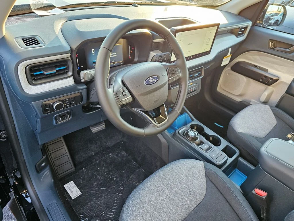 New 2026 Shadow Black Ford XLT image 19