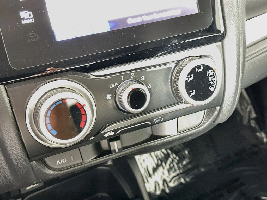 Used 2015 Alabaster Silver Metallic Honda EX image 16