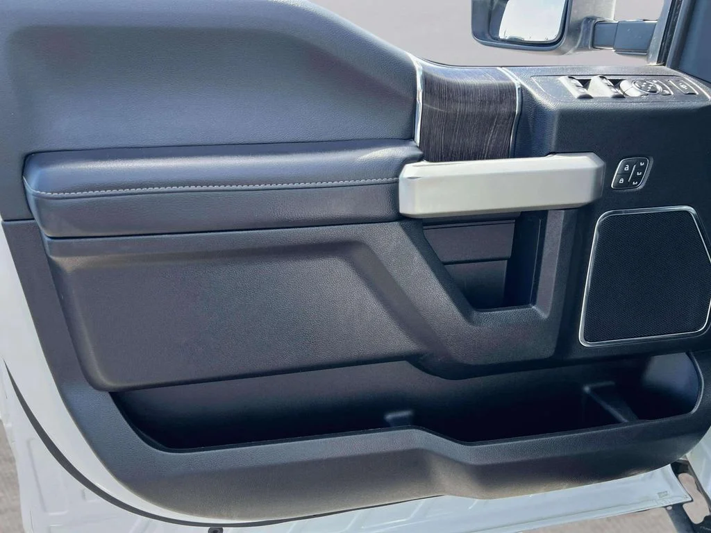 Used 2021 White Ford Lariat image 25