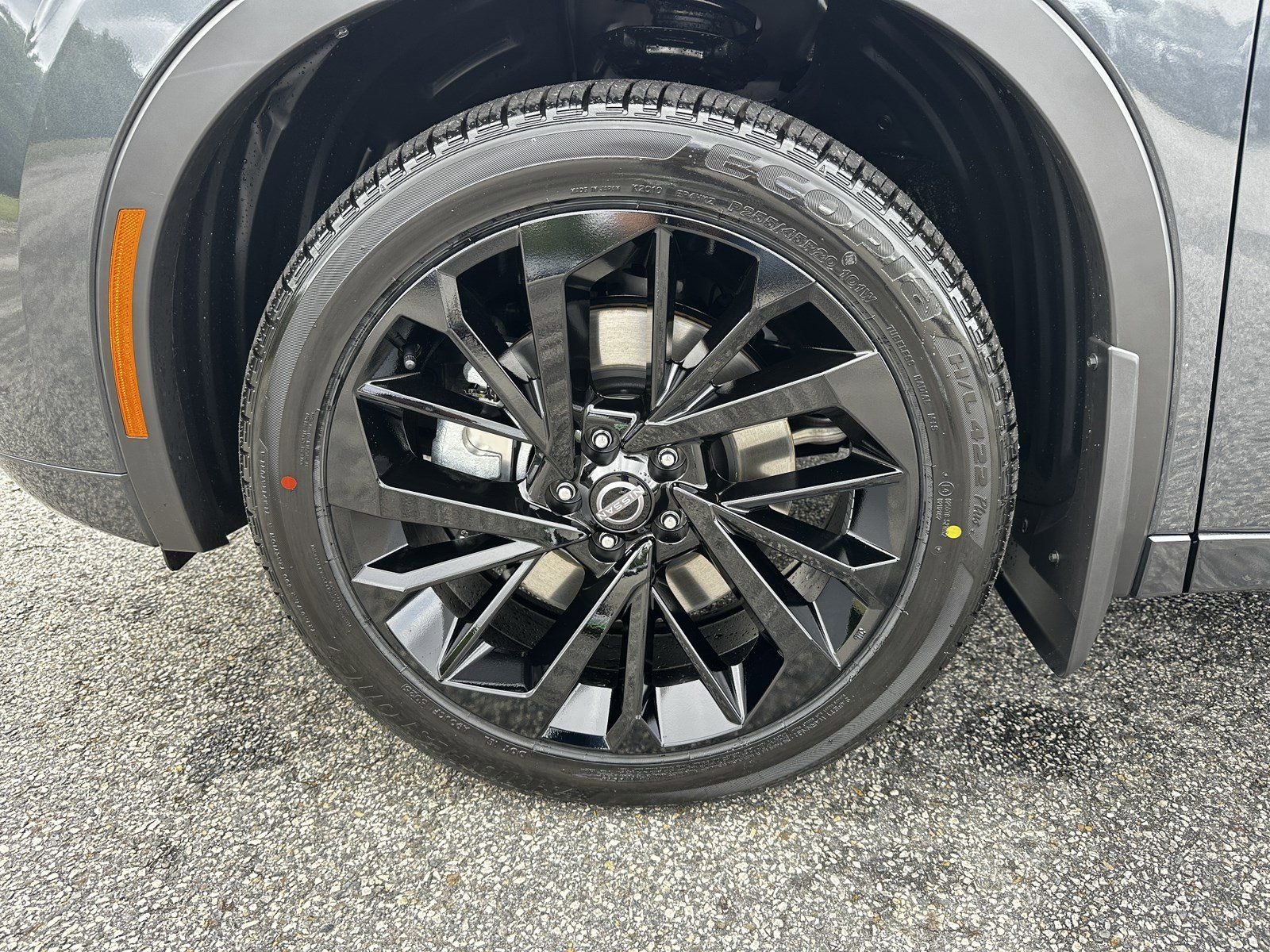 New 2026 Gray Nissan Platinum image 9