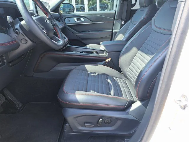 Used 2025 White Ford ST-Line image 26