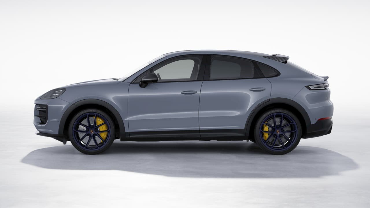 Certified Used 2024  Porsche Turbo GT image 2