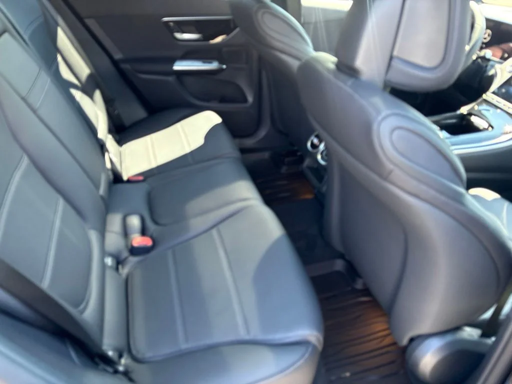New 2027 Obsidian Black Metallic Mercedes-Benz GLC 300 image 63