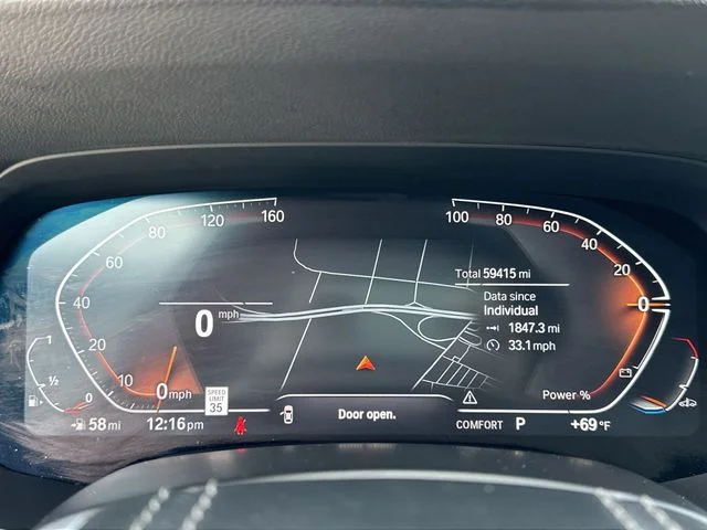 Used 2023 Gray BMW xDrive40i image 22