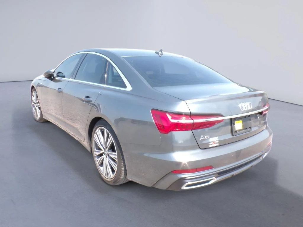 Used 2019 Daytona Gray Pearl Effect Audi Prestige image 6