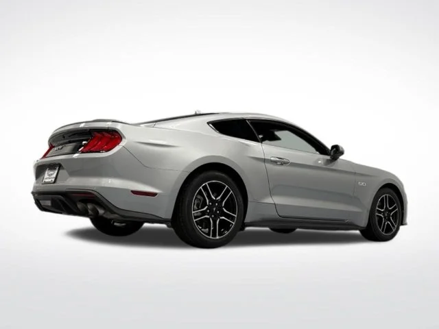 Used 2022 Silver Ford GT Premium image 10