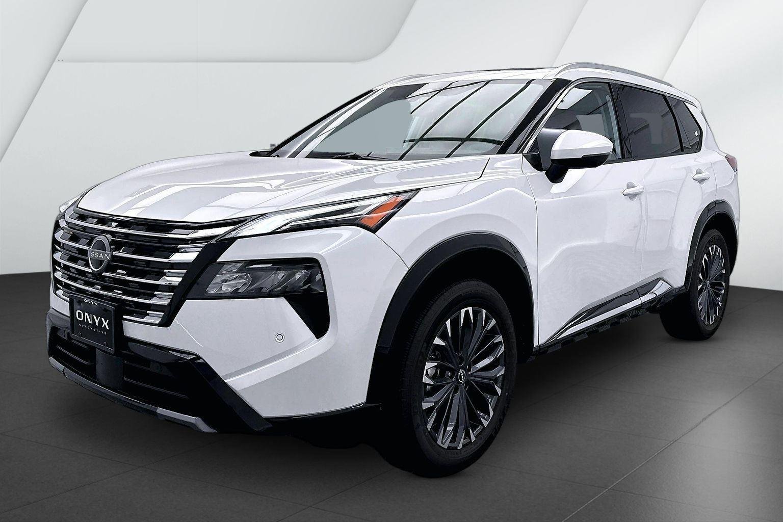 Used 2026 Everest White Pearl Tricoat Nissan Platinum image 3
