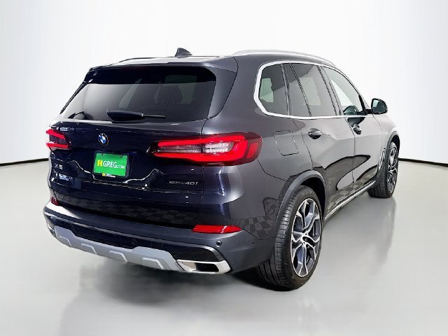 Used 2023 Dark Graphite Metallic BMW sDrive40i image 7