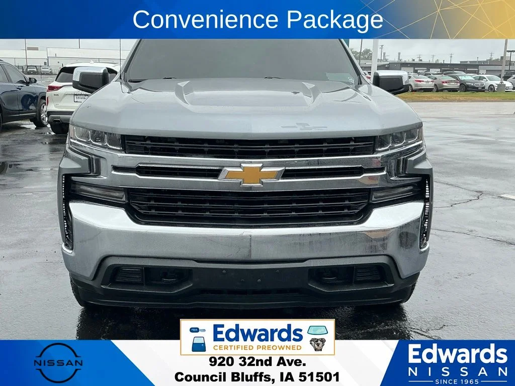 Used 2022 Gray Chevrolet LT image 4