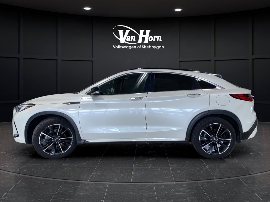 Used 2023 Majestic White INFINITI ESSENTIAL image 4