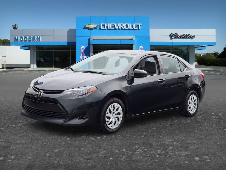 Used 2018  Toyota L image 1