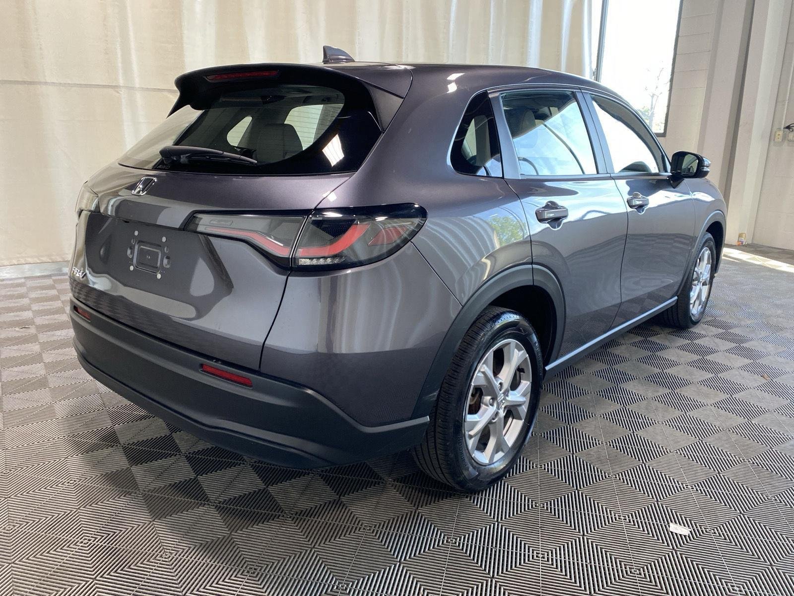 Used 2023 Modern Steel Metallic Honda LX image 7