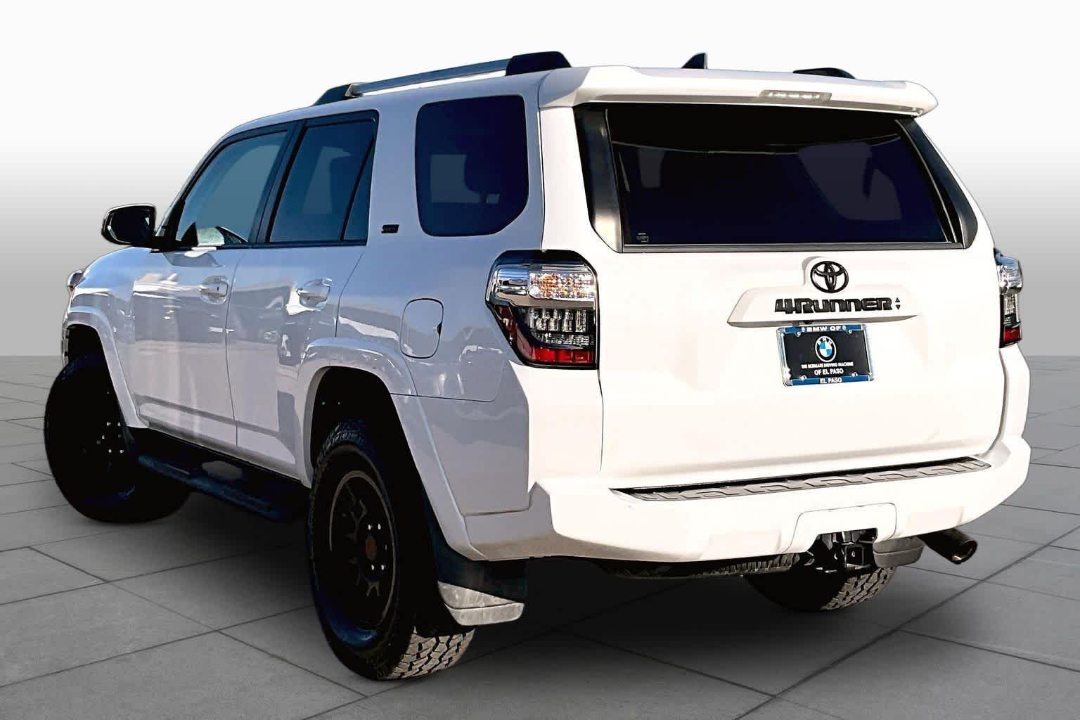 Used 2020 Super White Toyota SR5 Premium image 11