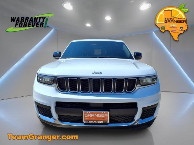 New 2026 Bright White Clear-Coat Exterior Paint Jeep Laredo image 7