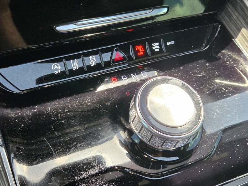 Used 2022 Diamond Black JEEP SERIES II 4X2 image 28