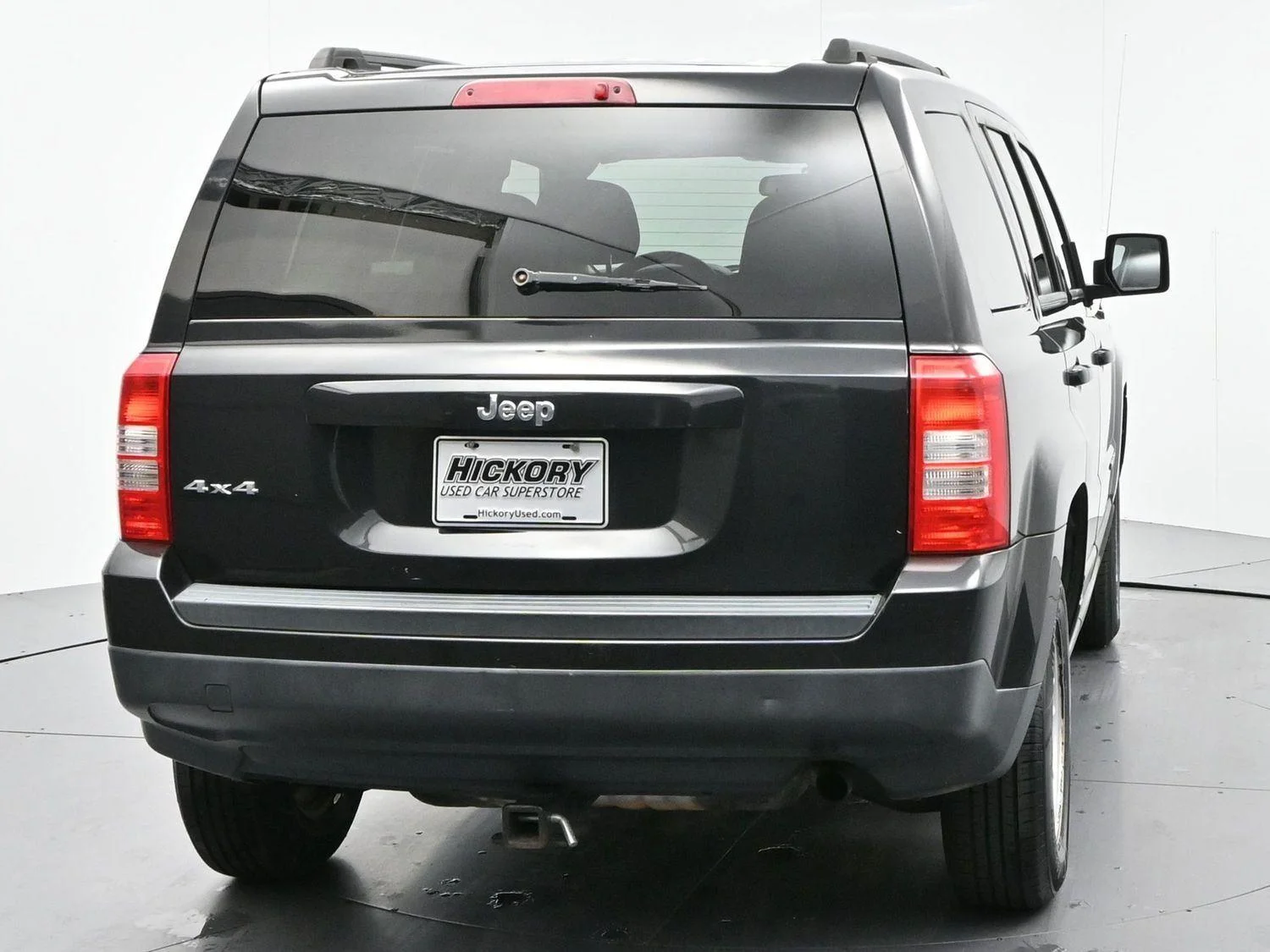 Used 2011 Brilliant Black Crystal Pearl Jeep Sport image 6