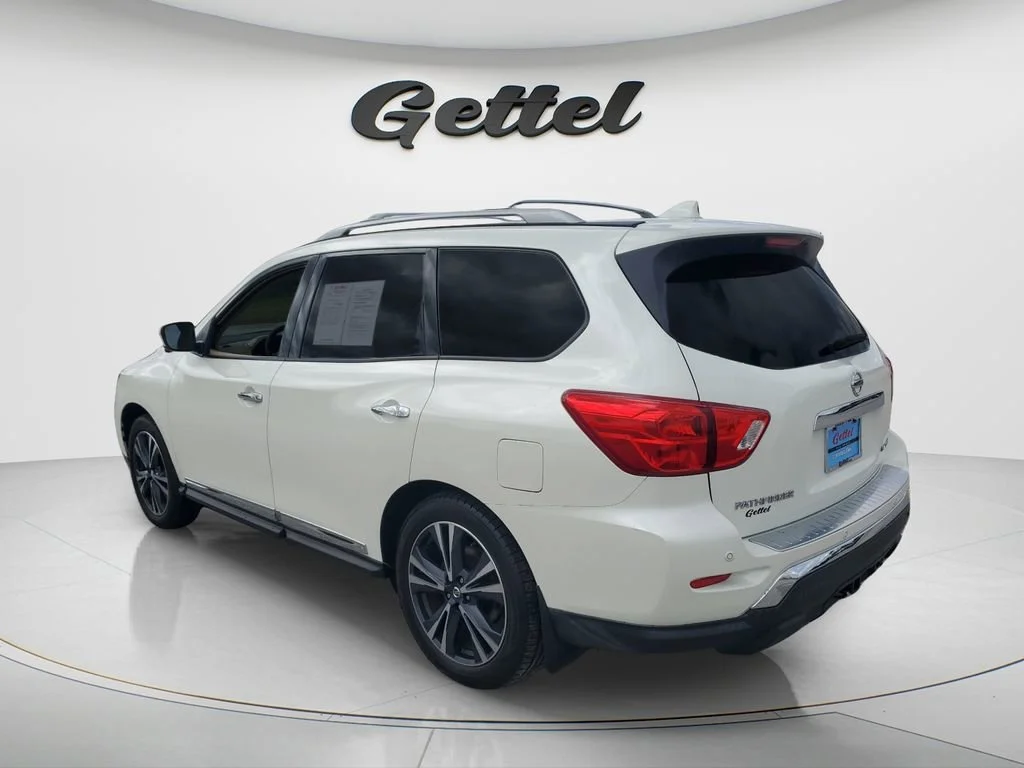 Used 2019 White Nissan Platinum image 6