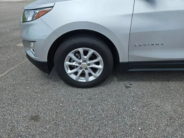 Used 2019 SILVER ICE METALLIC Chevrolet LT image 27