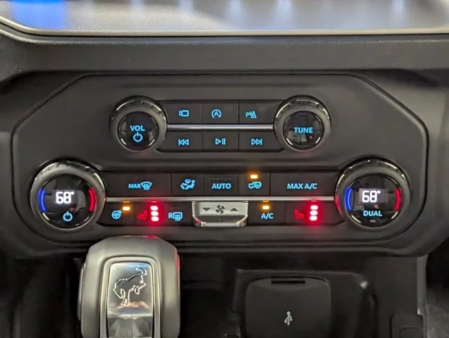 New 2026 Avalanche Gray Ford Outer Banks® image 36