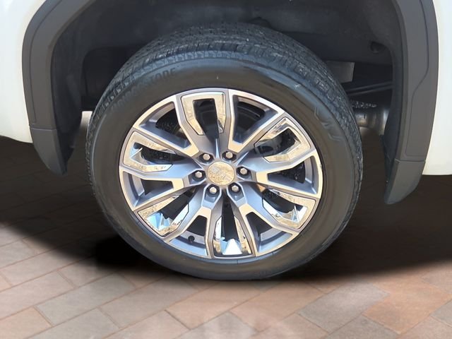 Used 2023 White Frost GMC Denali image 31