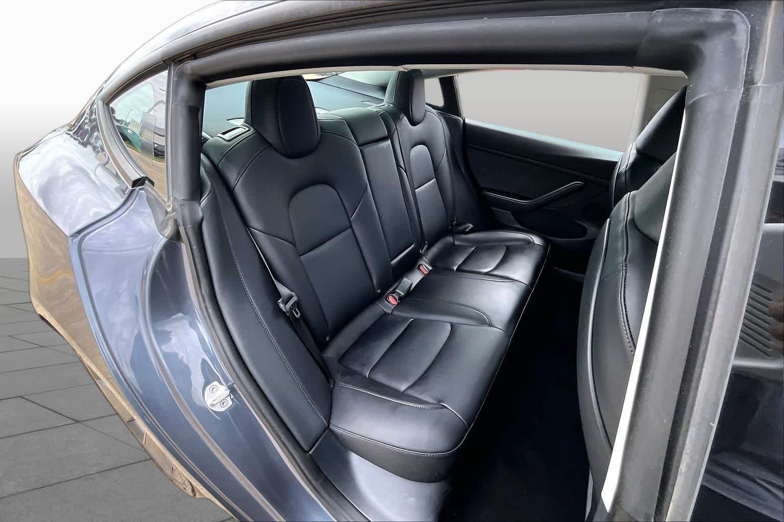 Used 2023 Midnight Silver Metallic Tesla  image 19
