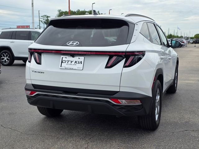 Used 2023 White Hyundai SEL image 8