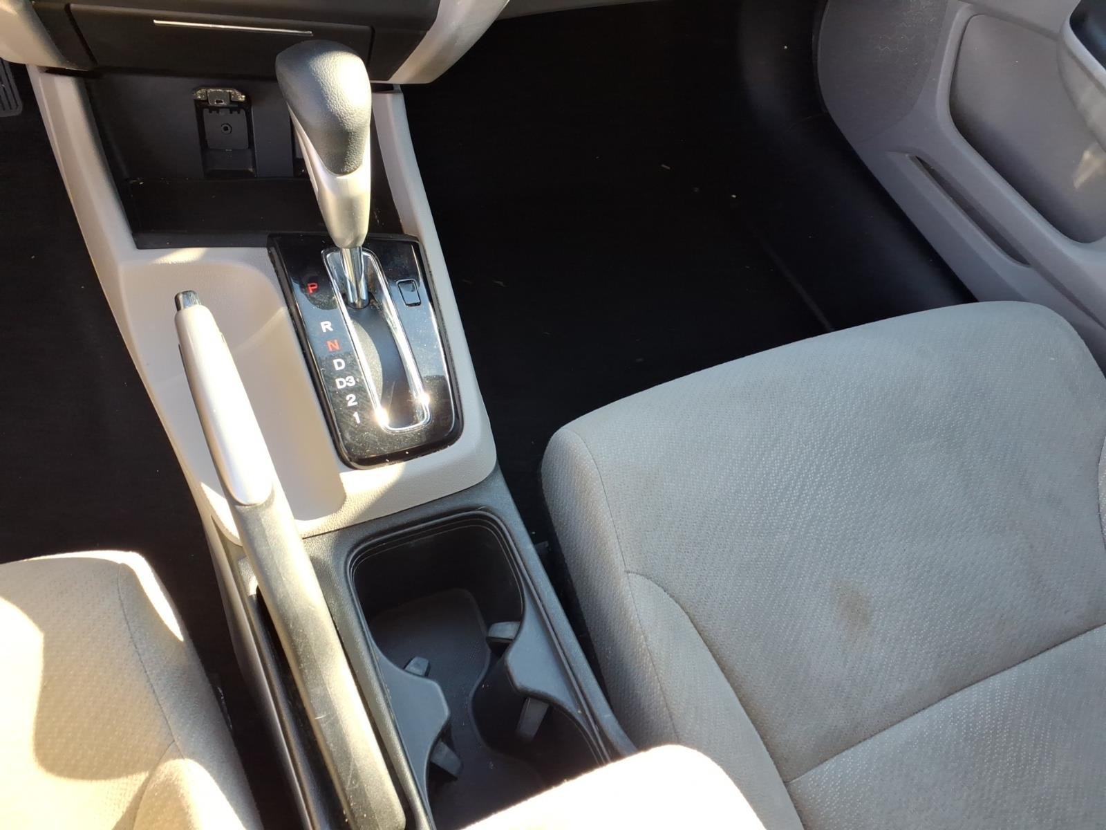 2013 Honda Civic LX - Photo 8