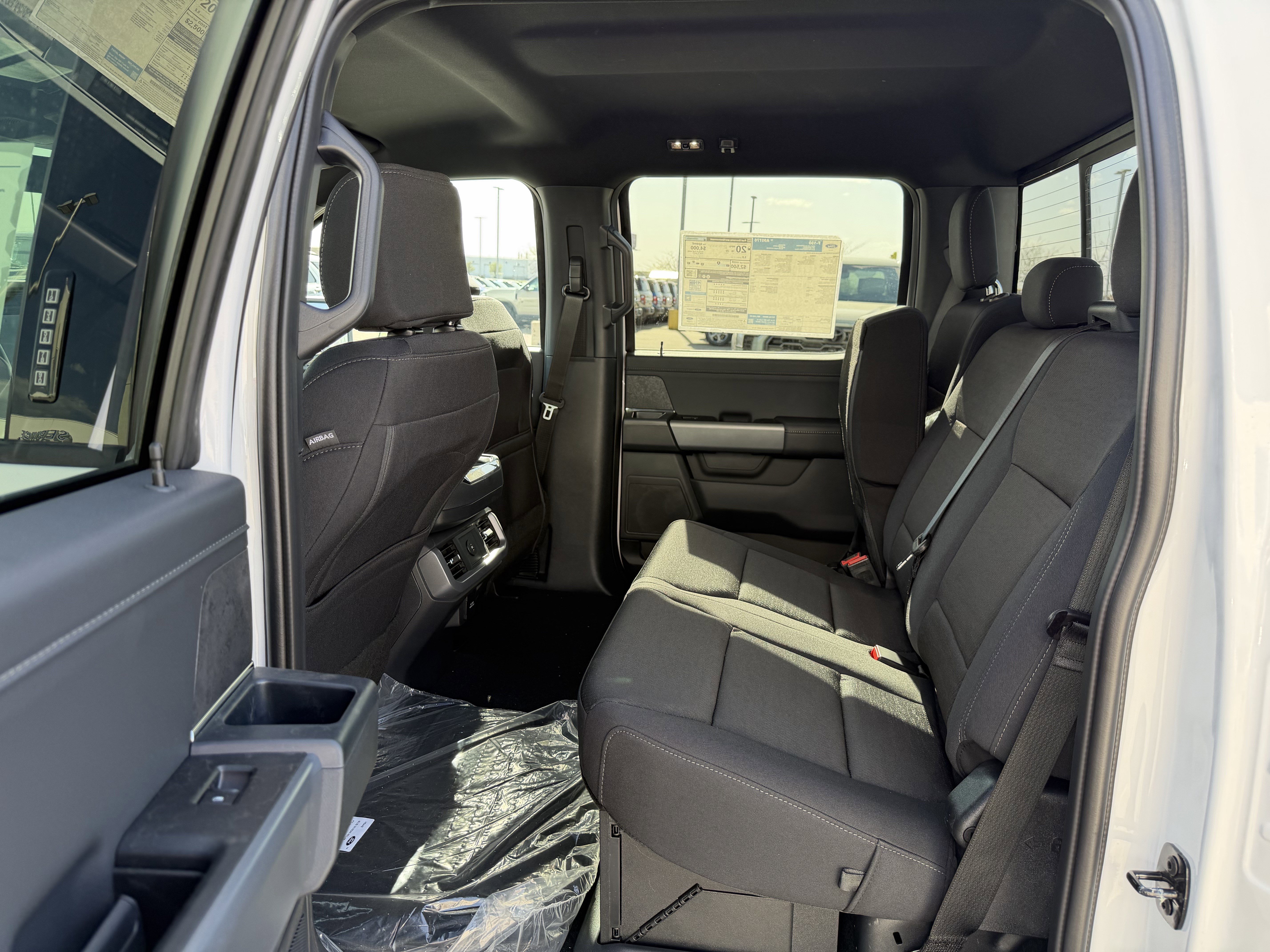 New 2026 Oxford White Ford XLT image 6
