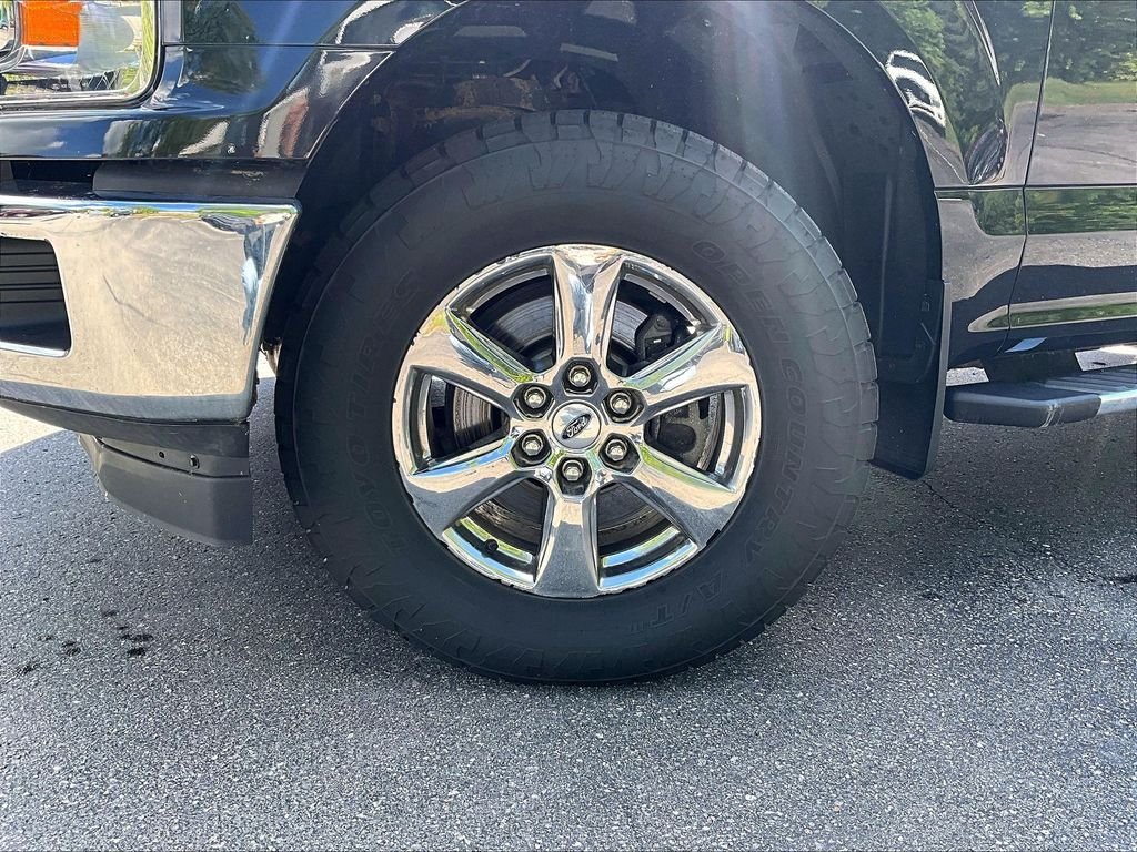Used 2020 Black Metallic Ford XLT image 4