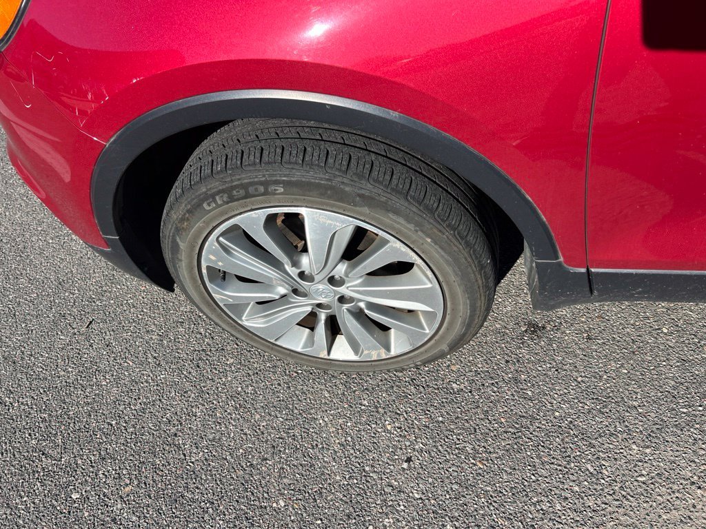 Used 2018 Red Buick Preferred image 13