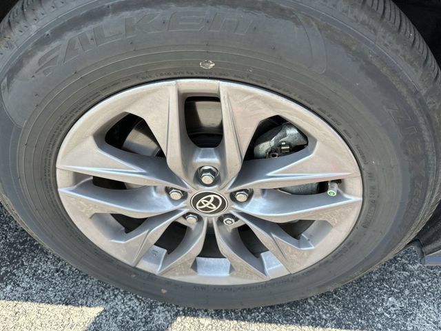 Used 2025  Toyota LE image 20