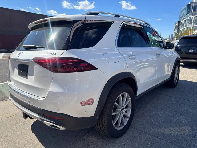 Used 2024  Mercedes-Benz GLE 450e image 7
