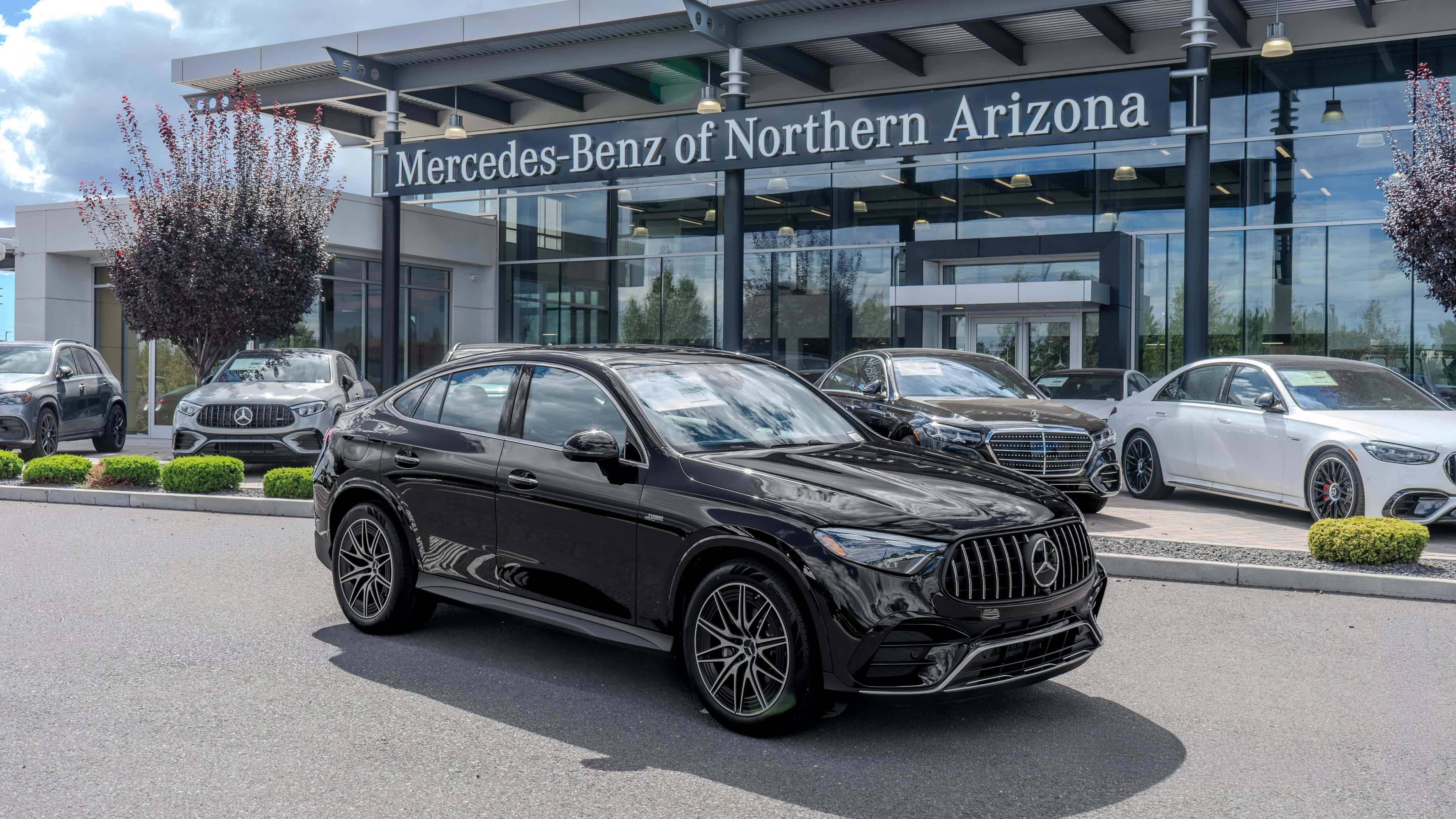 New 2027 Obsidian Black Metallic Mercedes-Benz GLC 350e image 38