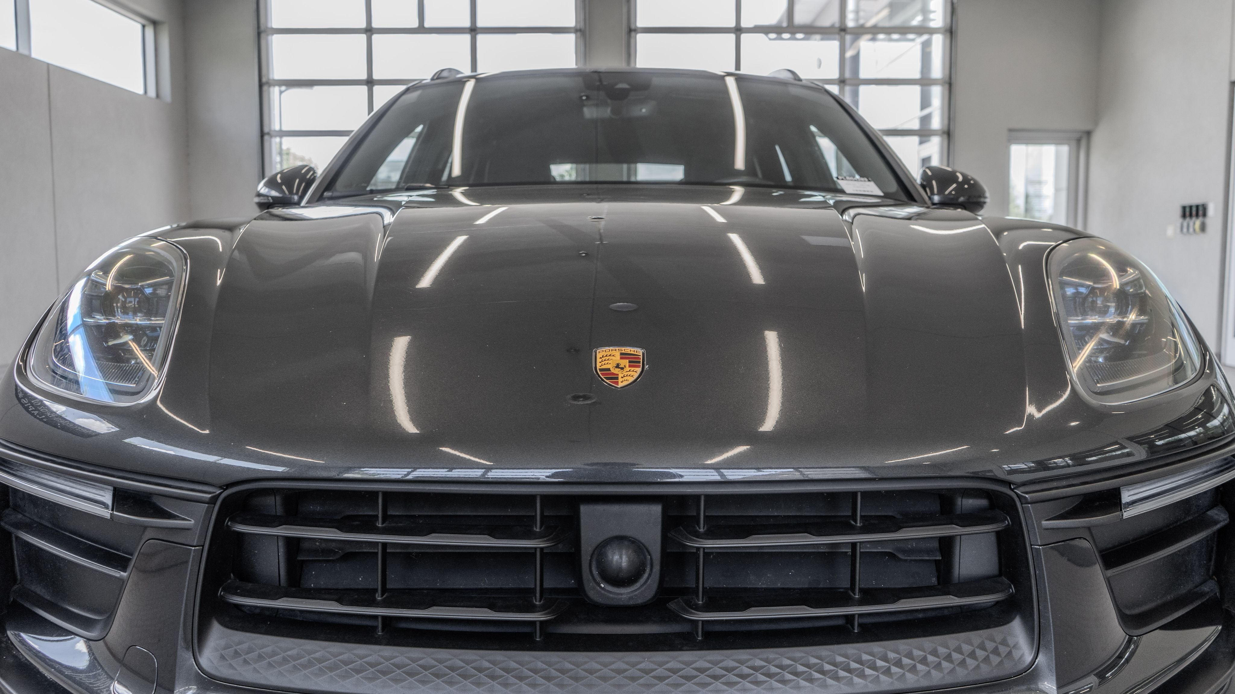 Used 2023 Volcano Grey Metallic Porsche Base image 24