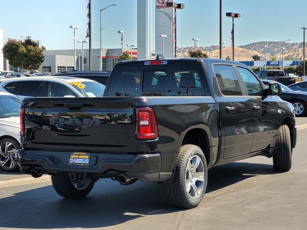 New 2026 Diamond Black Crystal Pearl-Coat Exterior Paint RAM Express image 3