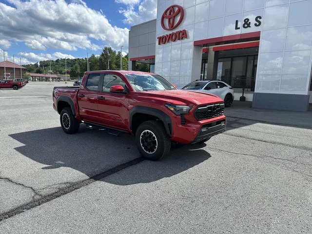 2026 Toyota Tacoma 4WD TRD Off Road