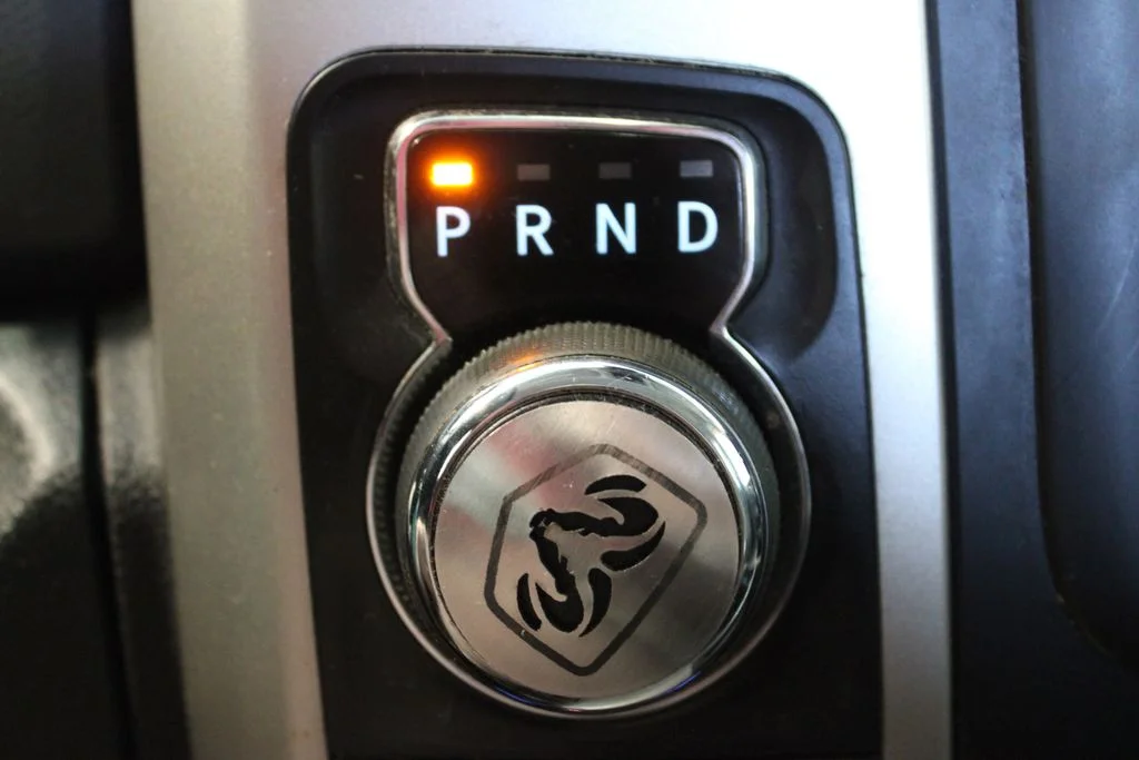 Used 2016 Brilliant Black Crystal Pearlcoat Ram Big Horn image 16