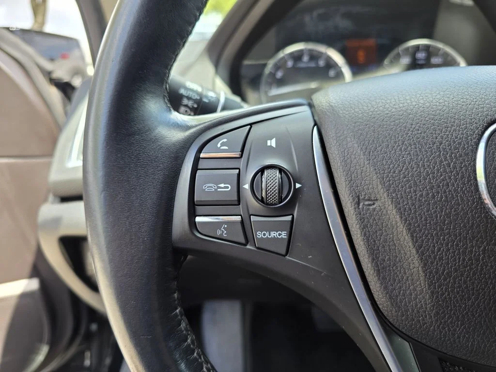Used 2016 Black Acura V6 image 24