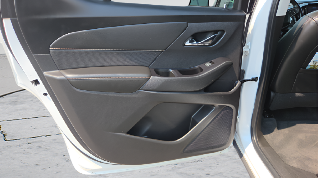 Used 2020 Beige Chevrolet Premier image 49
