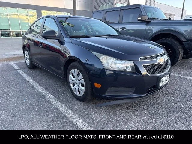 Used 2014 Blue Chevrolet LS image 3
