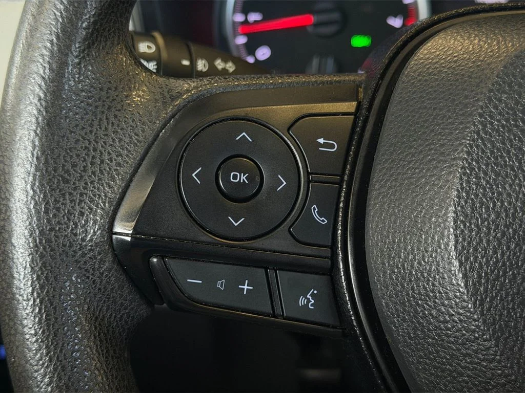 Used 2020 Blue Toyota XLE image 28