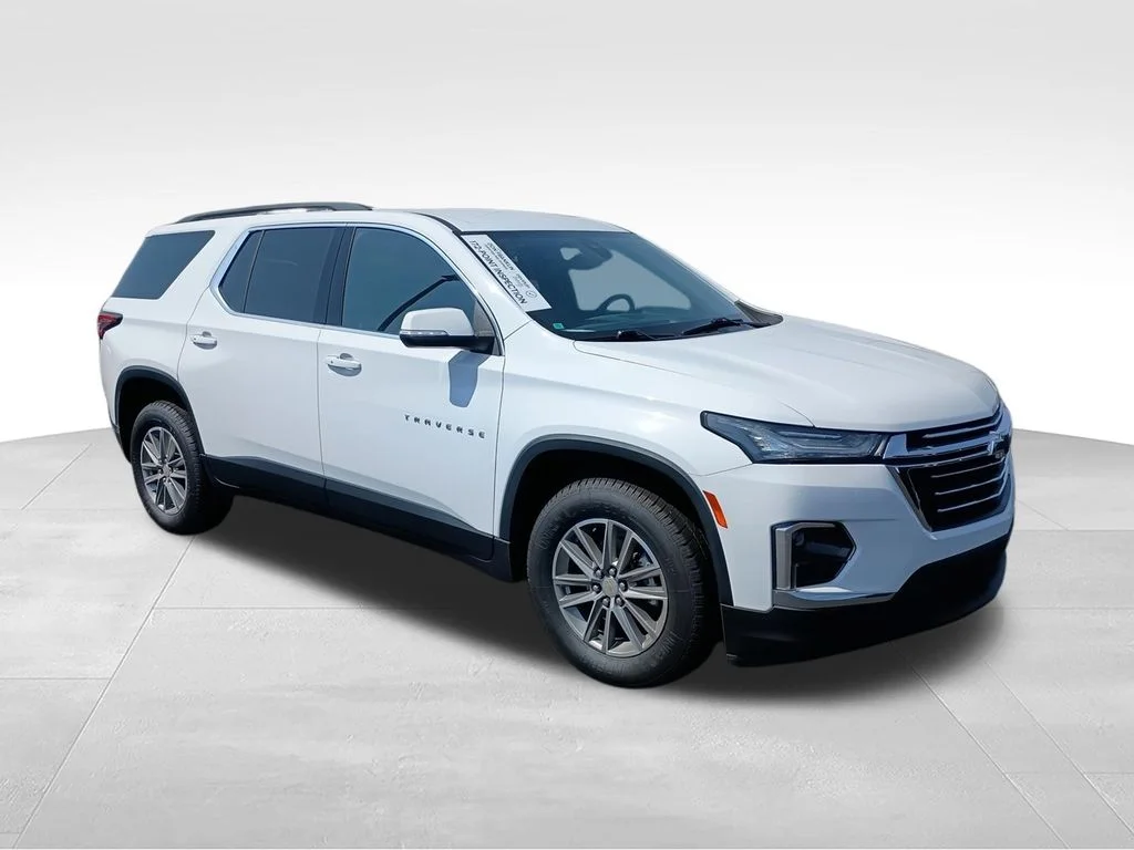 Used 2023 White Chevrolet LT image 3