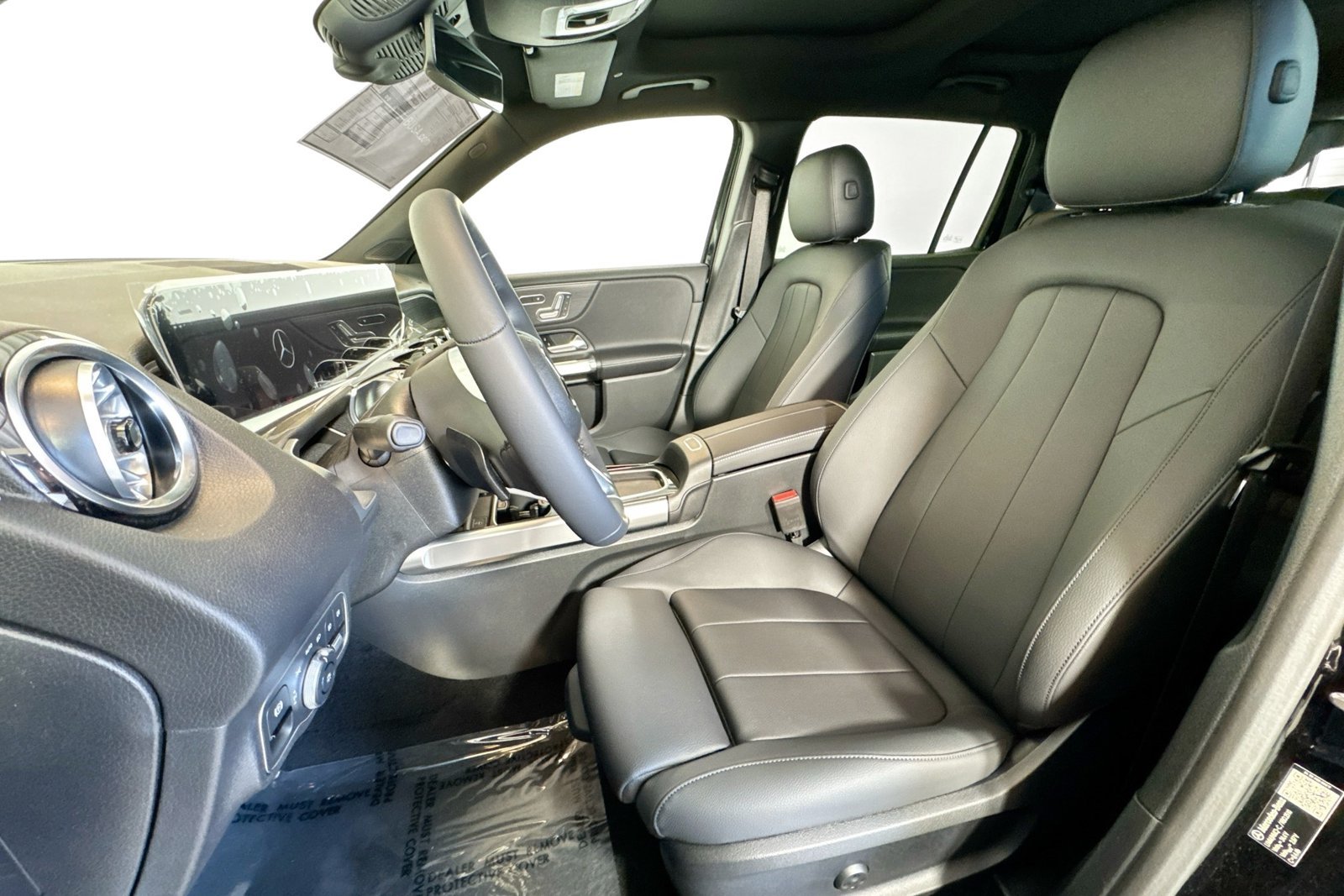 New 2026 Night Black Mercedes-Benz GLB 250 image 18