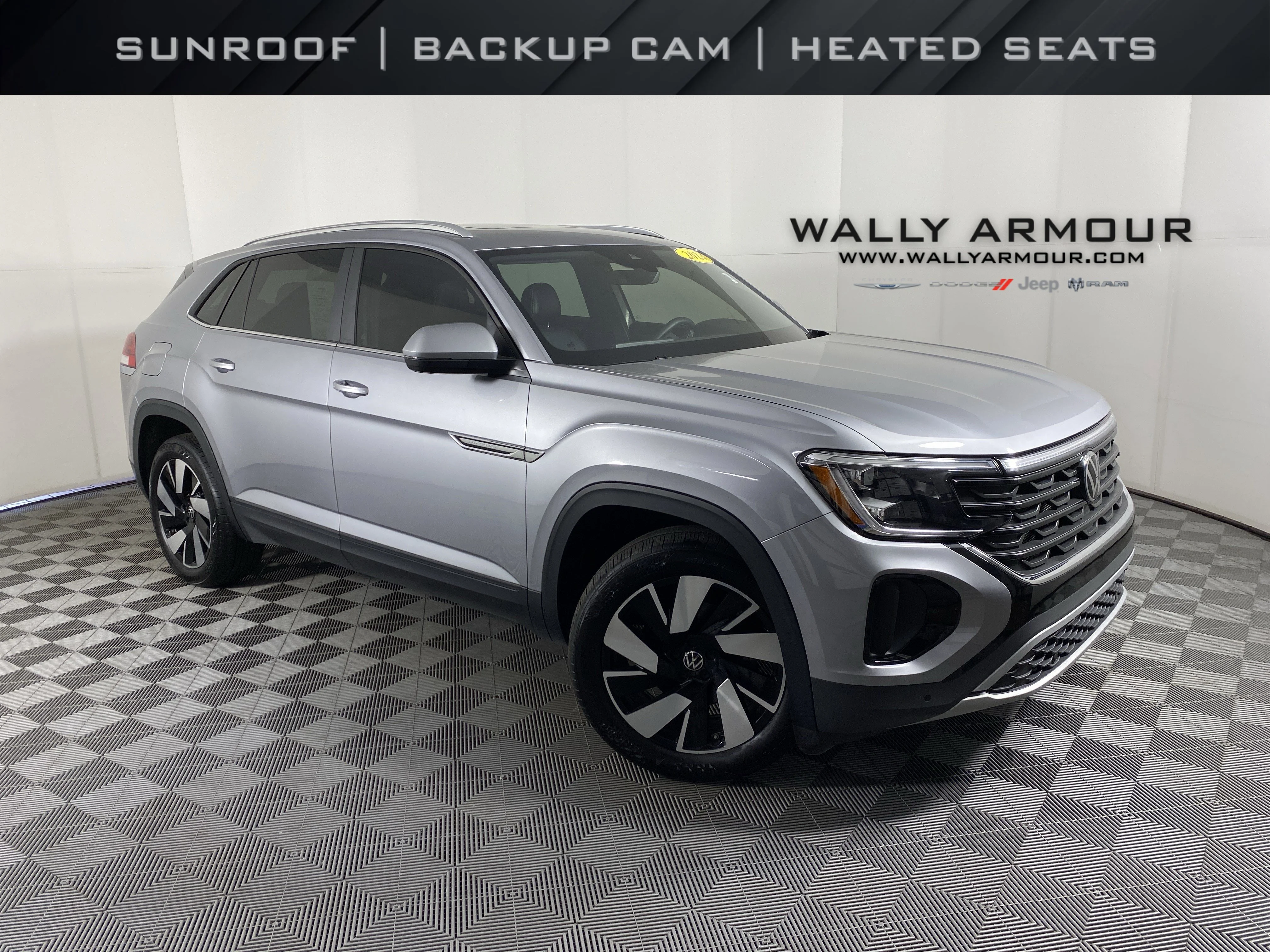 2024 Volkswagen Atlas Cross Sport 2.0T SE w/Tech 4MOTION's photo
