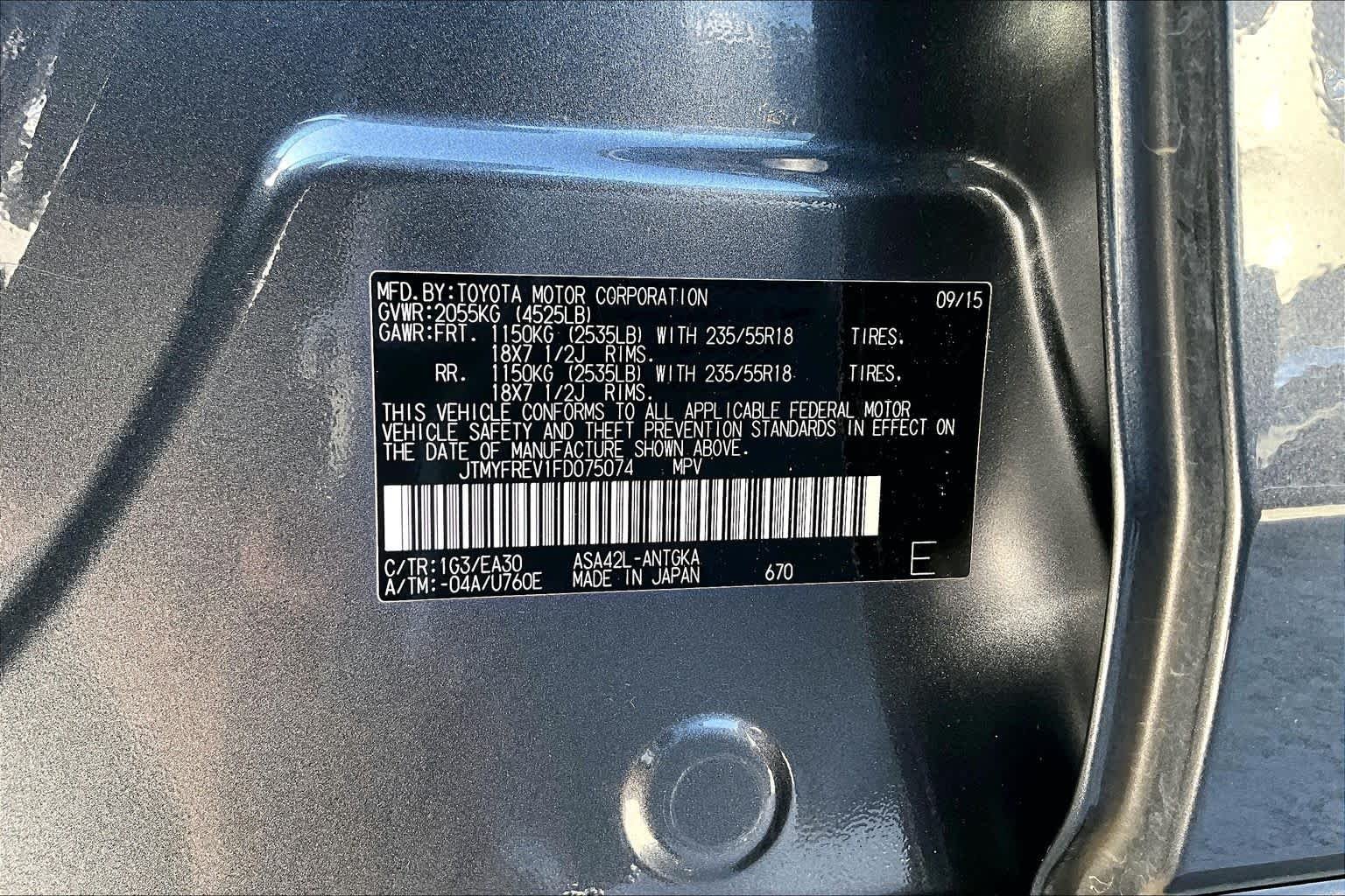 Used 2015 Magnetic Gray Metallic Toyota Limited image 31