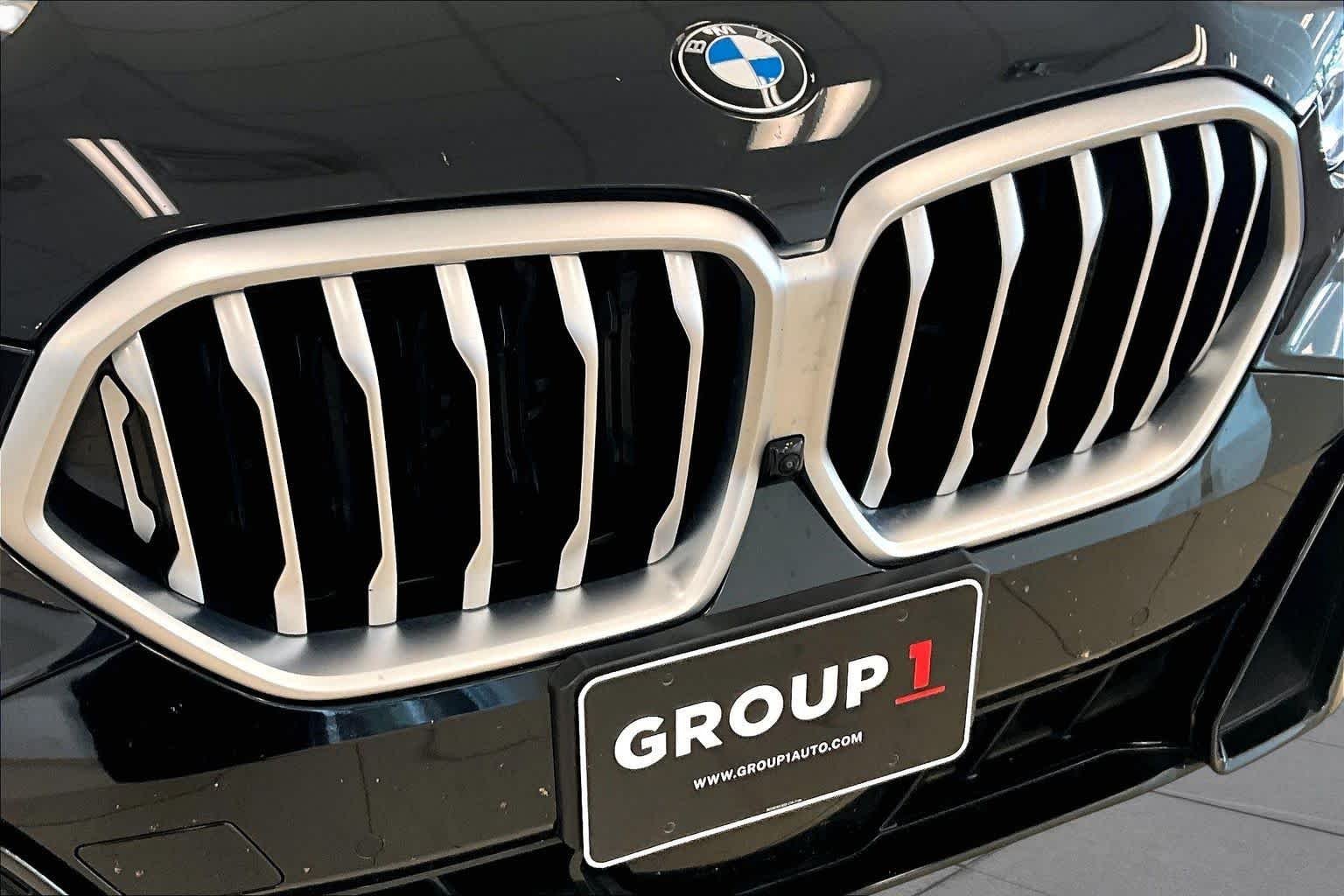 Used 2026 Black Sapphire Metallic BMW xDrive40i image 29